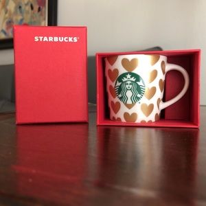 3 FL OZ STARBUCKS COLLECTIBLE MUG